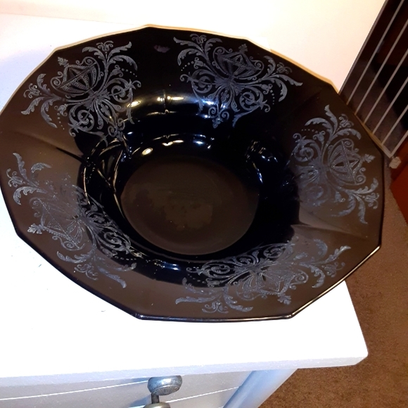 unmarked Other - Black amethyst bowl with silver accents